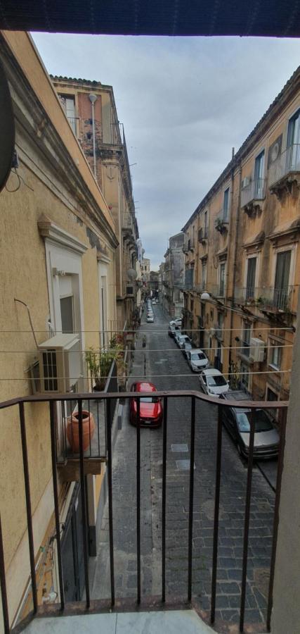 Domus Odeon La Casa Nel Parco Archeologico Di Catania Apartman Kültér fotó